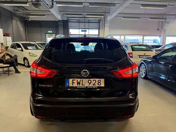 Nissan Qashqai 6 of 24