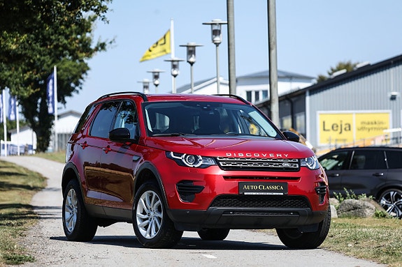 Land Rover Discovery Sport 2 of 16