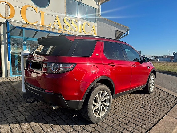 Land Rover Discovery Sport 4 of 5