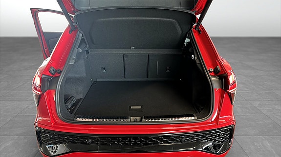 Audi Q3 12 of 18