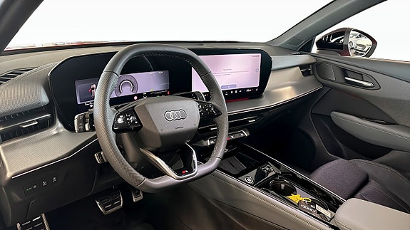 Audi Q3 7 of 18