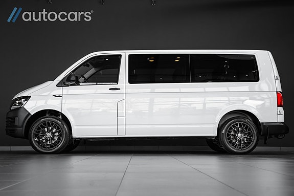 Volkswagen Caravelle 5 of 5