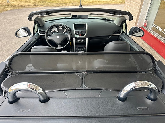 Peugeot 207 5 of 18