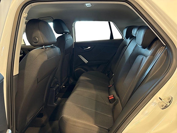 Audi Q2 10 of 14