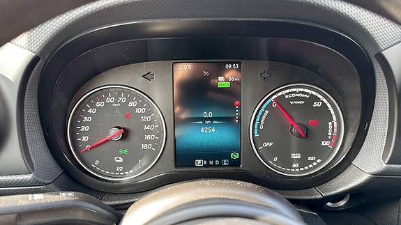 Mercedes-Benz eCitan 11 of 16