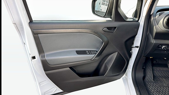 Mercedes-Benz eCitan 9 of 16