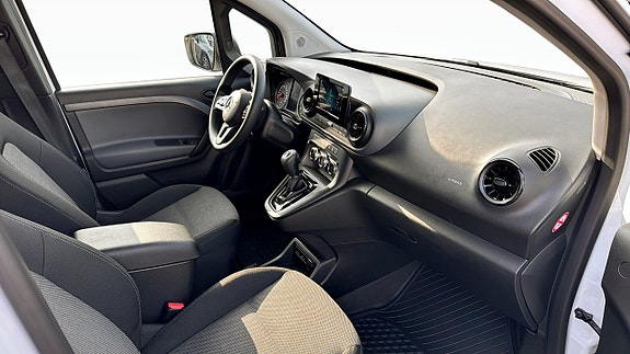 Mercedes-Benz eCitan 15 of 16