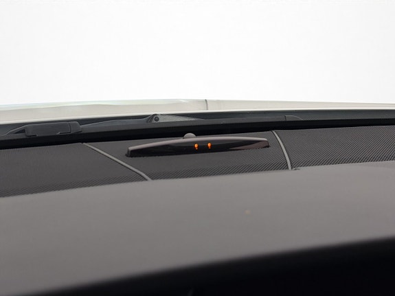 Mercedes-Benz E220 13 of 23