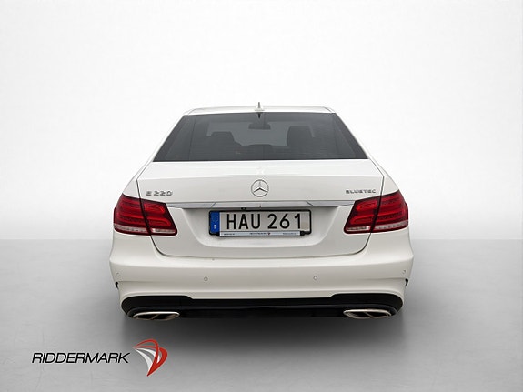 Mercedes-Benz E220 6 of 23