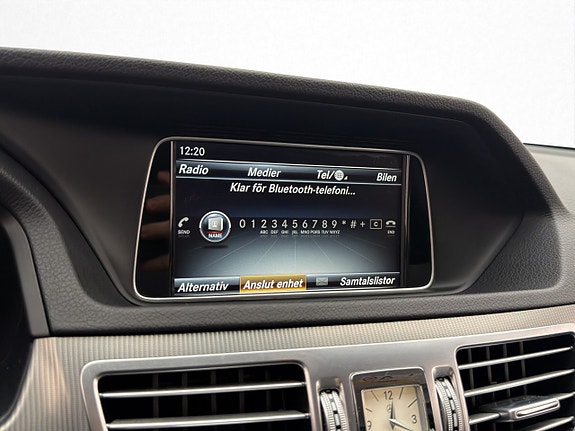 Mercedes-Benz E220 14 of 23