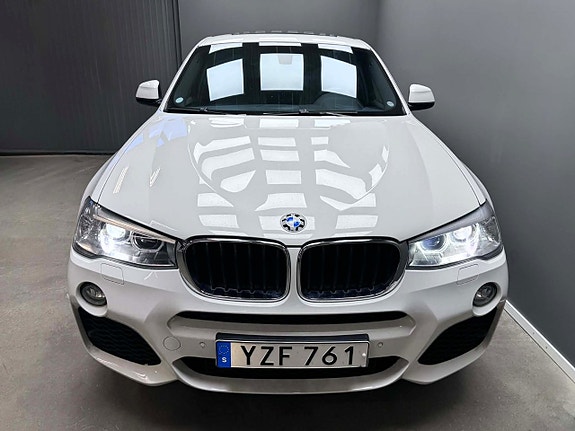 BMW X4 3 of 22