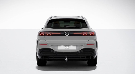 Mercedes-Benz GLC400 5 of 5