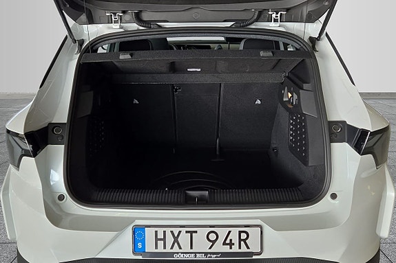 Renault Scenic E-Tech 9 of 13