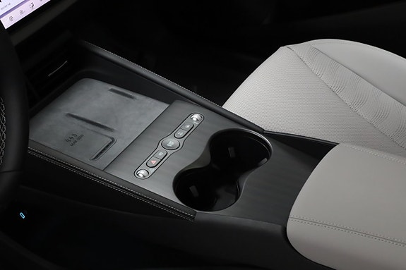 BYD Seal 6 18 of 29