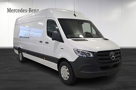 Mercedes-Benz eSprinter 420 2 of 10
