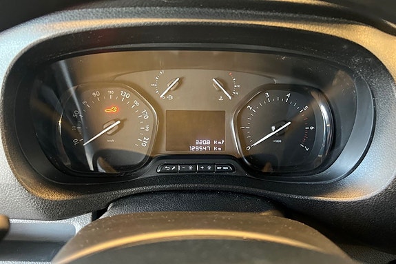 Peugeot Expert 13 of 21