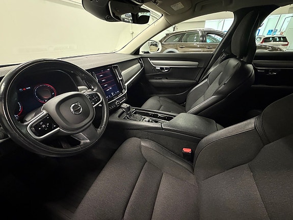 Volvo V90 12 of 27