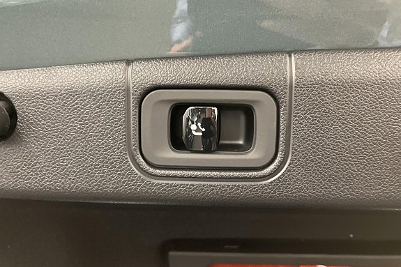 Mercedes-Benz E300 de 15 of 18