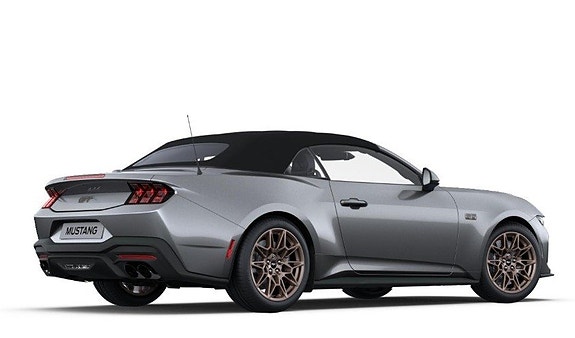 Ford Mustang 3 of 4