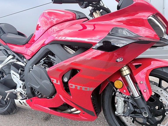 QJ Motor SRK800RR 2 of 16