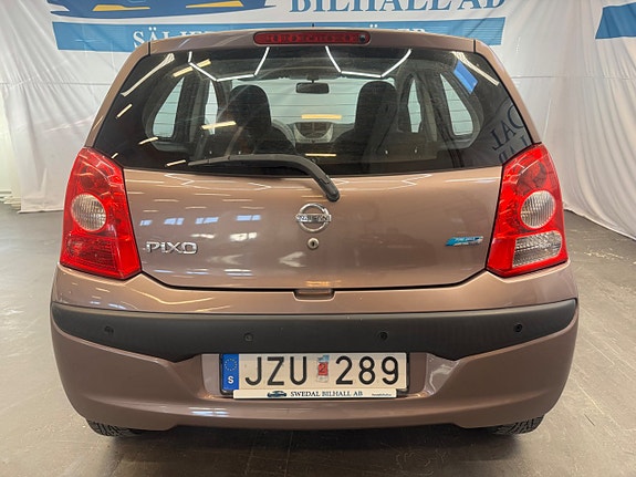 Nissan Pixo 7 of 17
