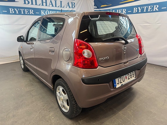 Nissan Pixo 6 of 17