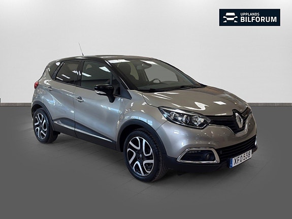 Renault Captur 3 of 5