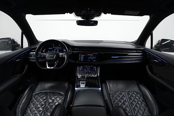 Audi SQ7 8 of 27