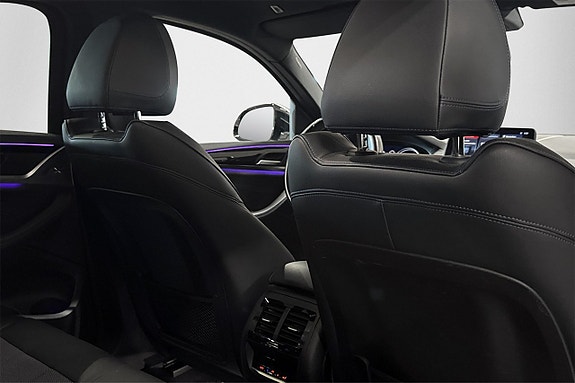 BMW X4 20 of 30