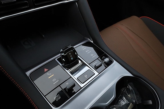 BYD Seal U 24 of 30