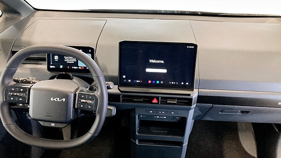 Kia PV5 4 of 17