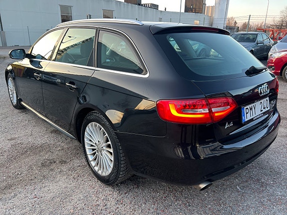 Audi A4 11 of 18