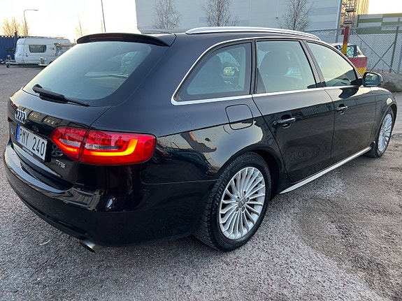 Audi A4 14 of 18