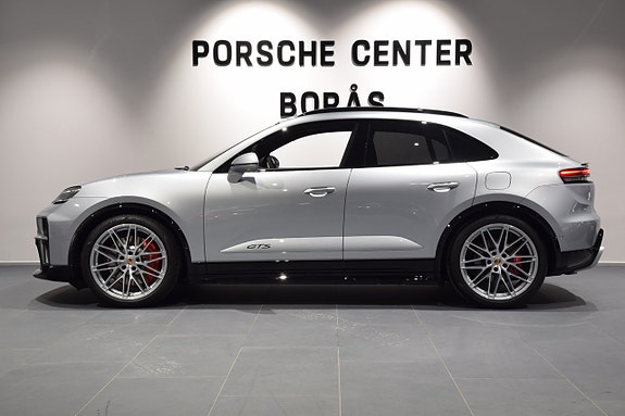 Porsche Macan GTS 2 of 5
