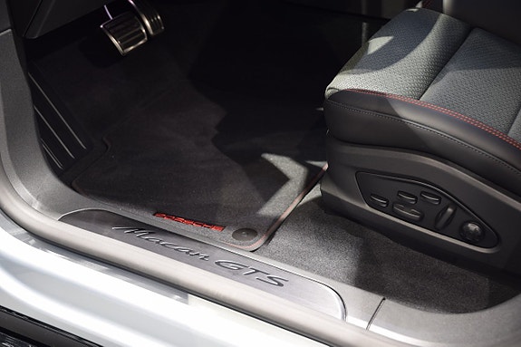 Porsche Macan GTS 8 of 21