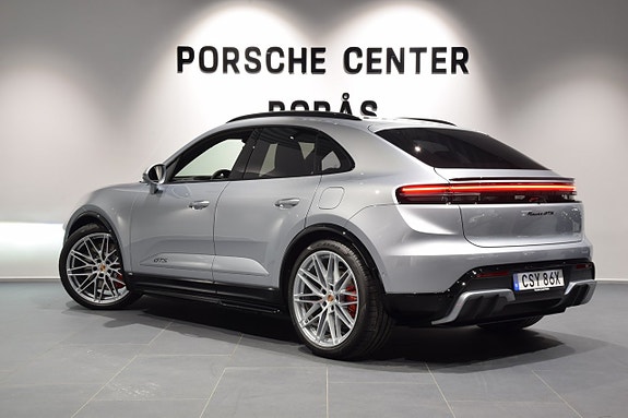 Porsche Macan GTS 3 of 5