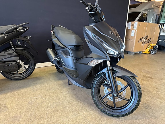 Kymco Super 8R 50i Klass1 0% Ränta VÅRKAMPANJ