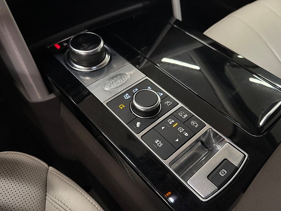 Land Rover Discovery 10 of 20