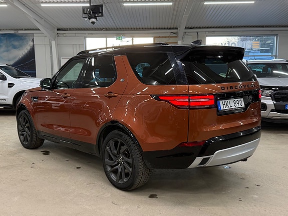 Land Rover Discovery 2 of 5
