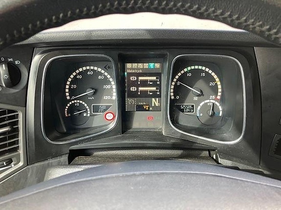 Mercedes-Benz Actros Gigaspace 6x2/2 Pusher 18 of 23