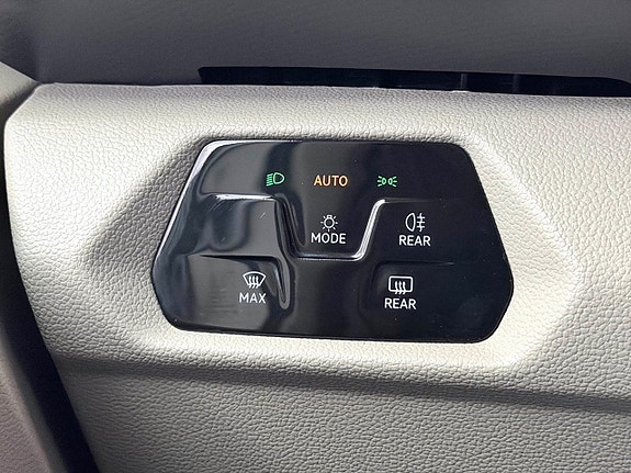 Volkswagen Multivan 29 of 30