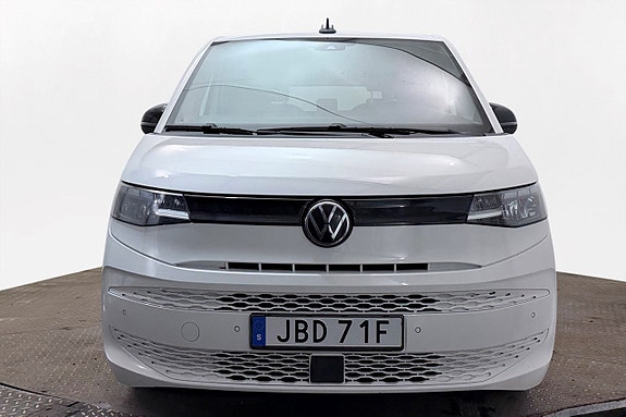 Volkswagen Multivan 3 of 5