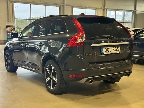 Volvo XC60 4 of 5