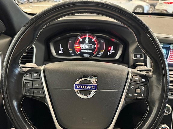 Volvo XC60 23 of 26