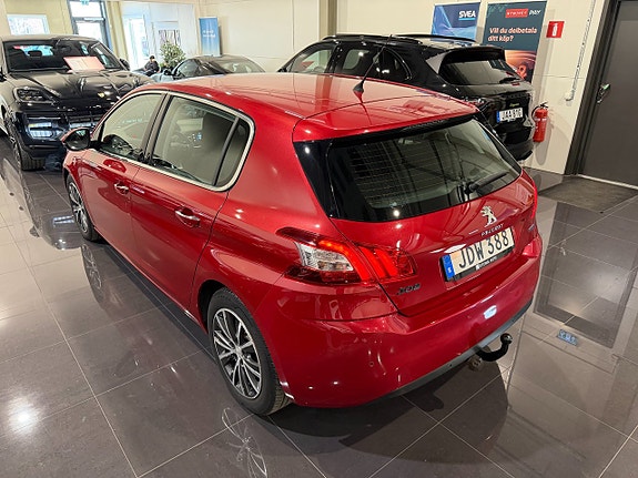 Peugeot 308 6 of 23