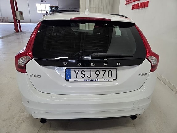 Volvo V60 7 of 10
