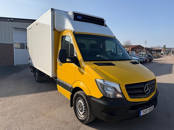 Mercedes-Benz Sprinter 319 2 of 18