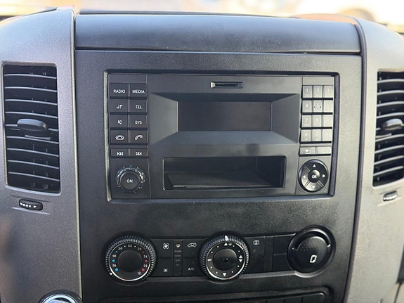 Mercedes-Benz Sprinter 319 7 of 18