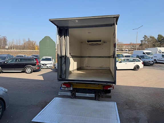 Mercedes-Benz Sprinter 319 14 of 18
