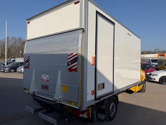 Mercedes-Benz Sprinter 319 15 of 18
